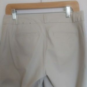 Banana Republic jackson fit pants size 2 short